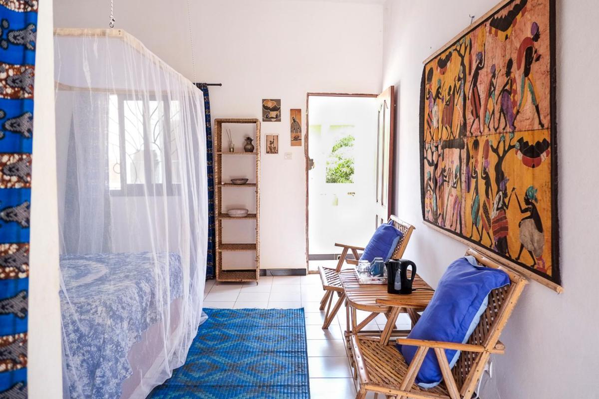 Keur Dofie Bed and Breakfast Toubab Dialaw Buitenkant foto