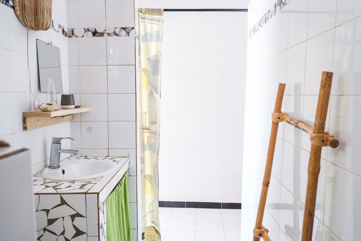 Keur Dofie Bed and Breakfast Toubab Dialaw Buitenkant foto