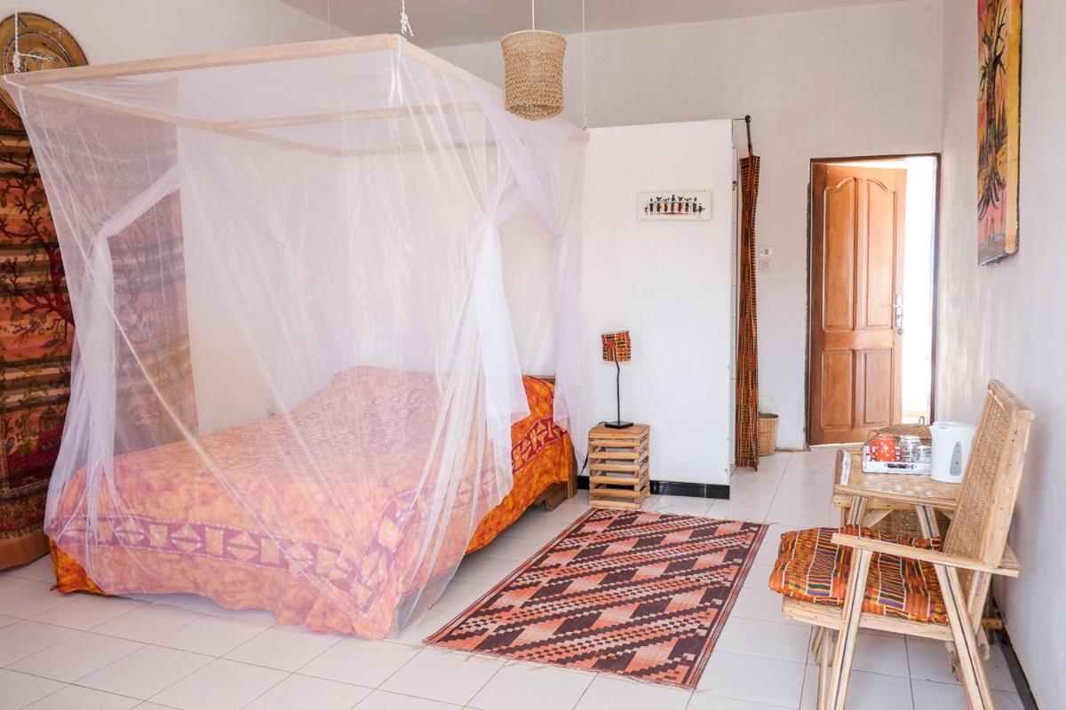 Keur Dofie Bed and Breakfast Toubab Dialaw Buitenkant foto
