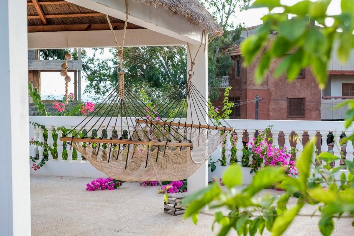 Keur Dofie Bed and Breakfast Toubab Dialaw Buitenkant foto